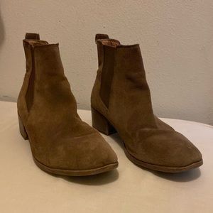 Steve Madden Suede Ankle Booties